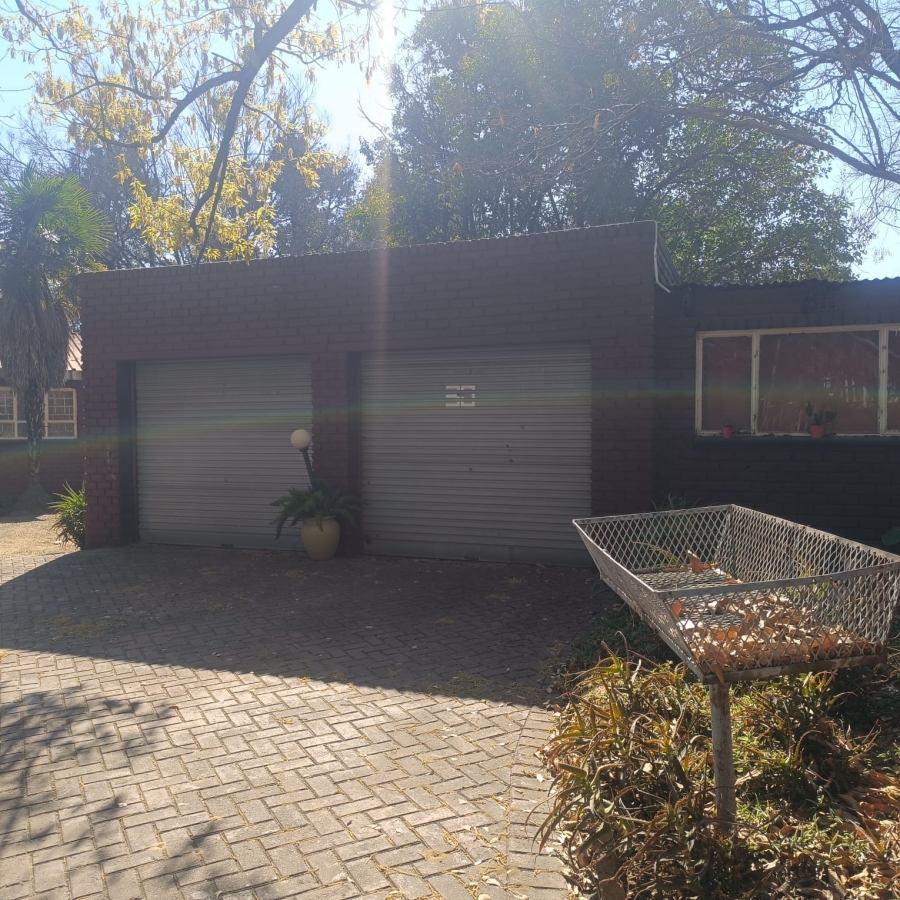 5 Bedroom Property for Sale in Sasolburg Ext 15 Free State